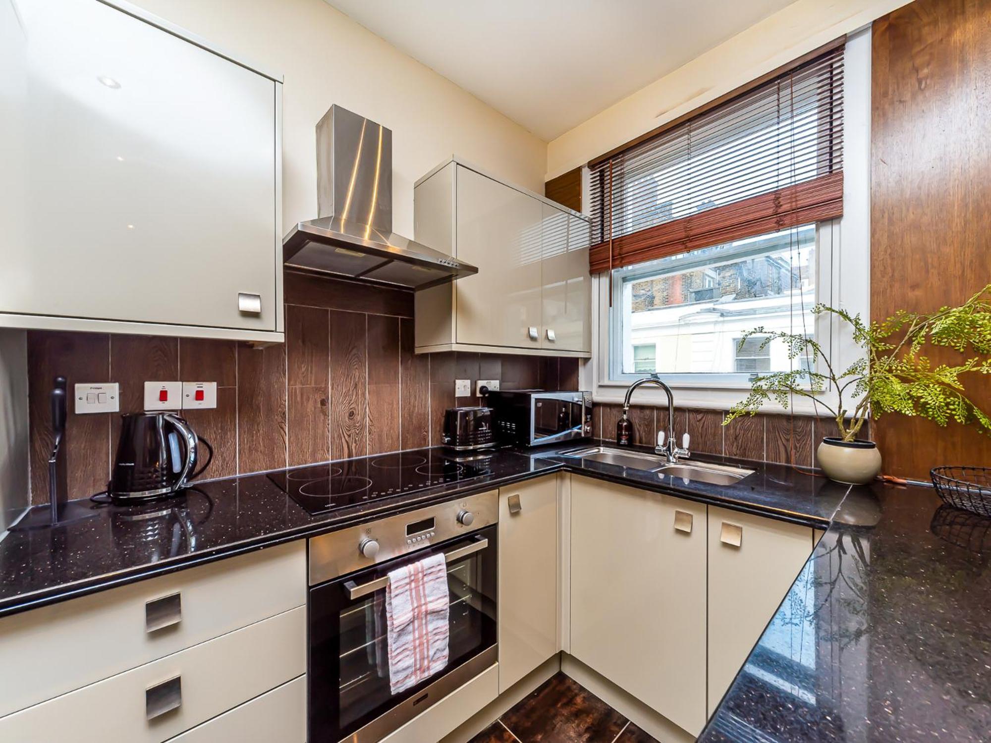 Pass The Keys West End Apartment Near Tottenham Court Road London Eksteriør billede