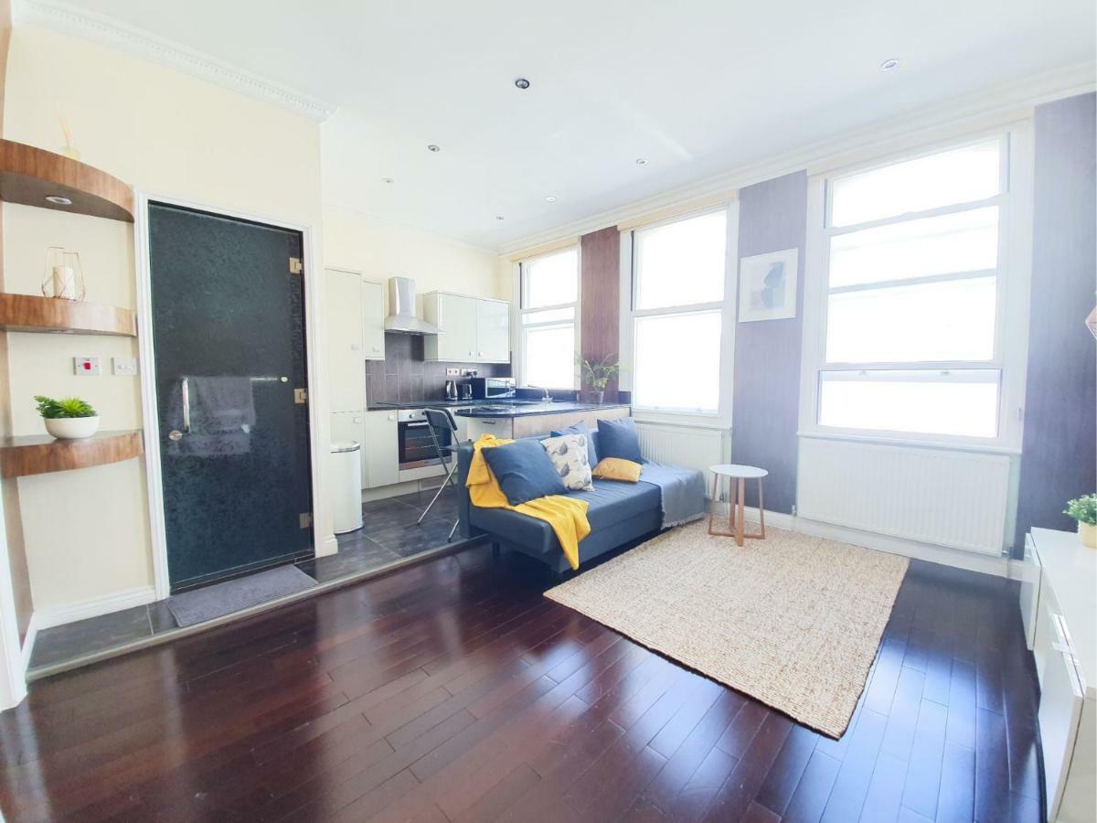 Pass The Keys West End Apartment Near Tottenham Court Road London Eksteriør billede