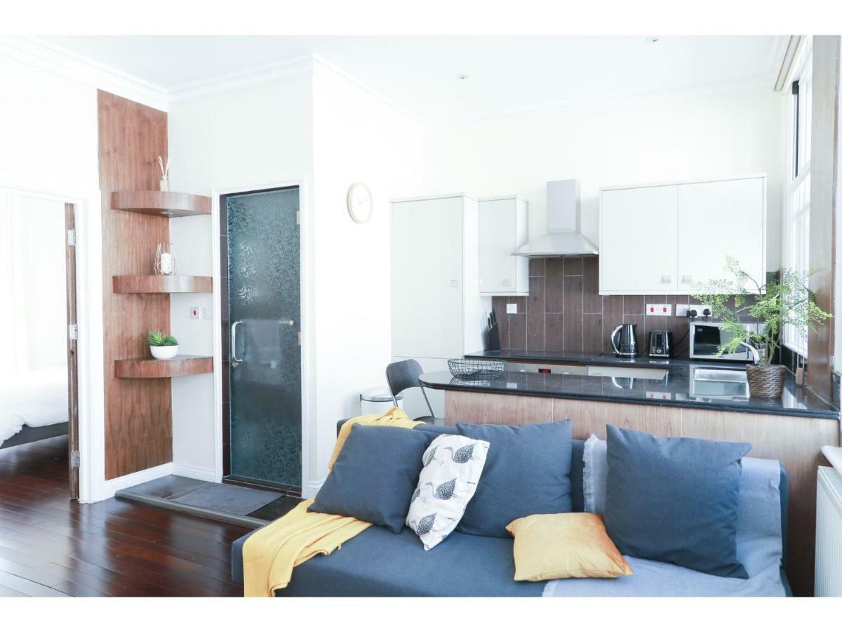 Pass The Keys West End Apartment Near Tottenham Court Road London Eksteriør billede